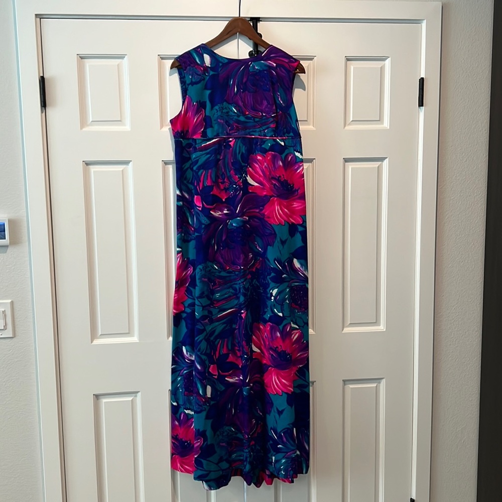 Dael's Hawaiian Vintage Floral Print Maxi Dress